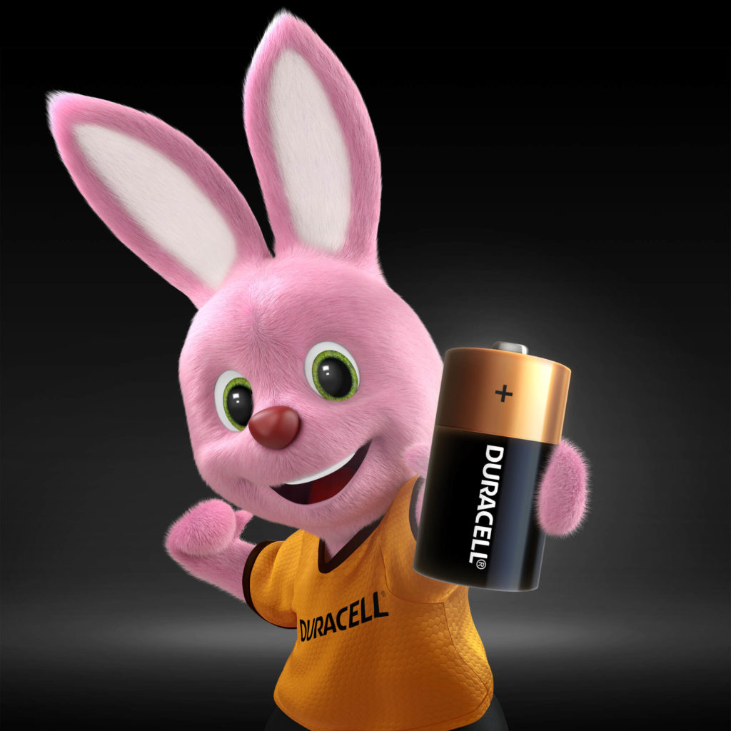 Duracell Bunny apresenta a bateria alcalina C